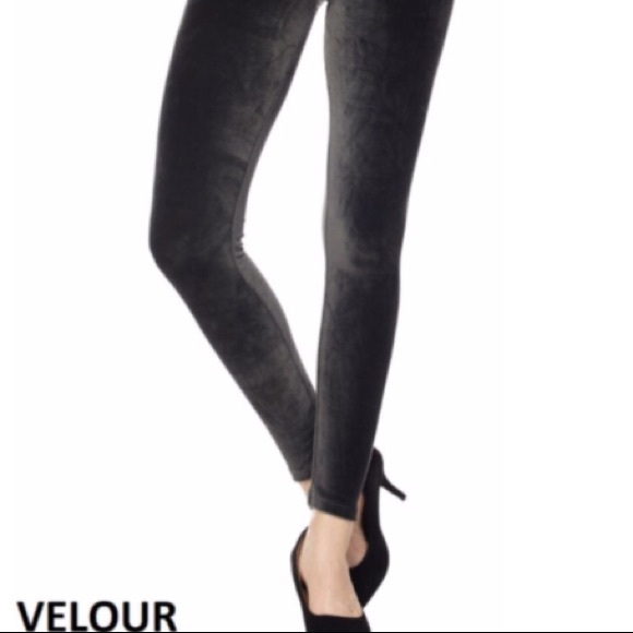 ❗️Charcoal Velour Super Soft Leggings - Picture 2 of 2